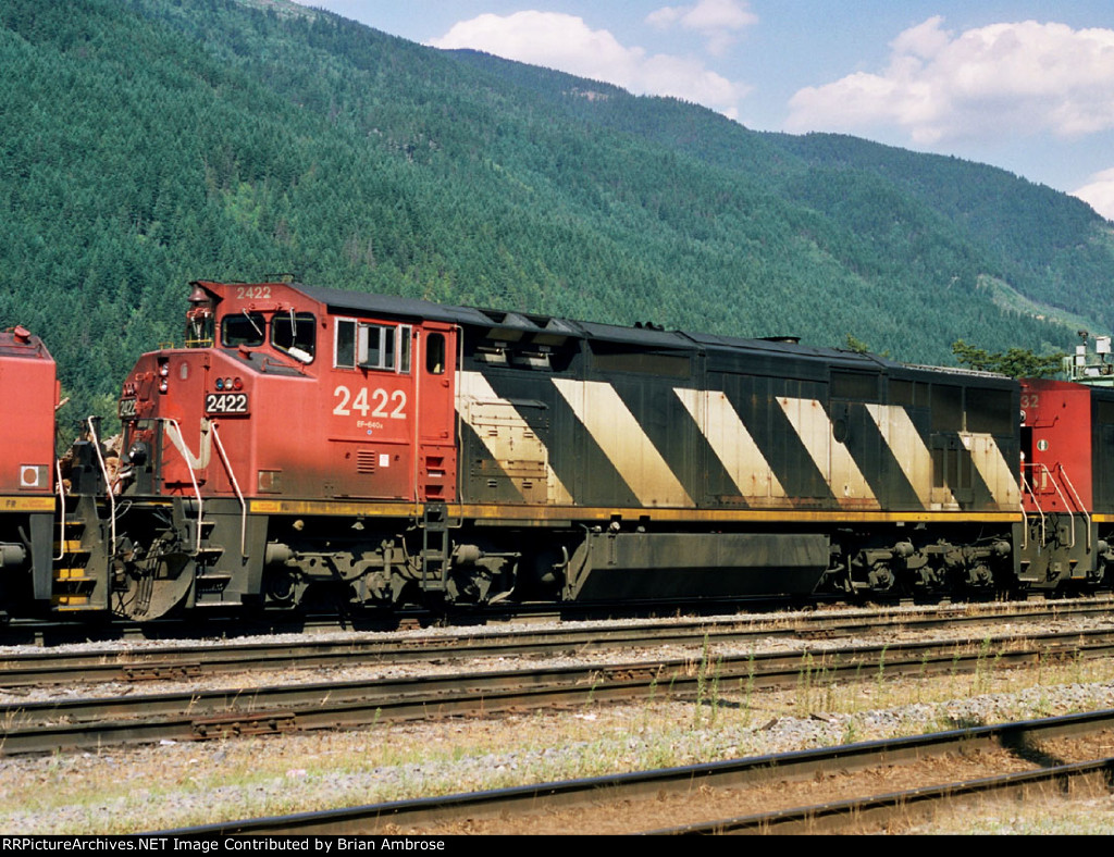 CN 2422